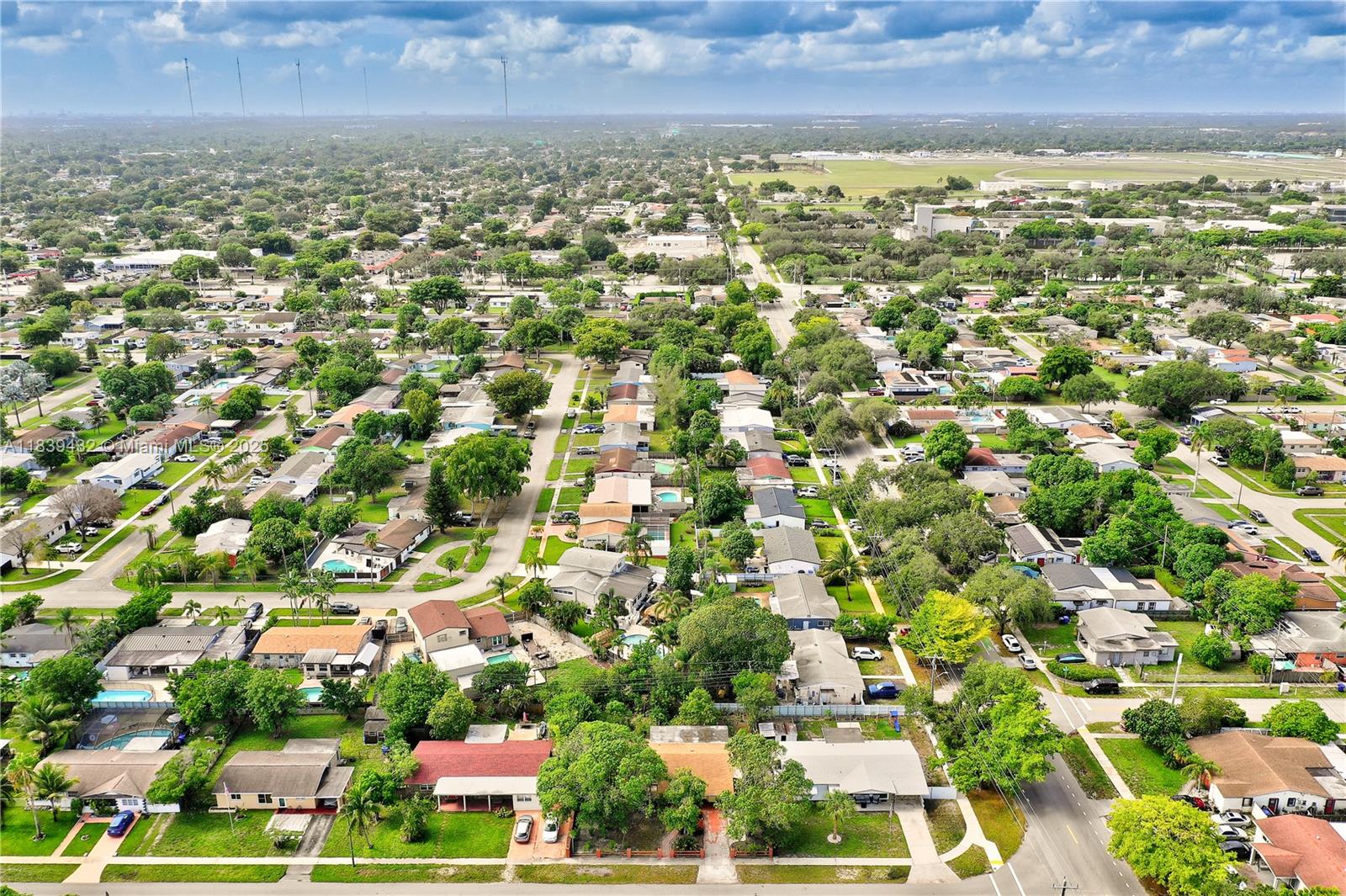 Hollywood, Florida, 33024, United States, 3 Bedrooms Bedrooms, ,2 BathroomsBathrooms,Residential,For Sale,1892932