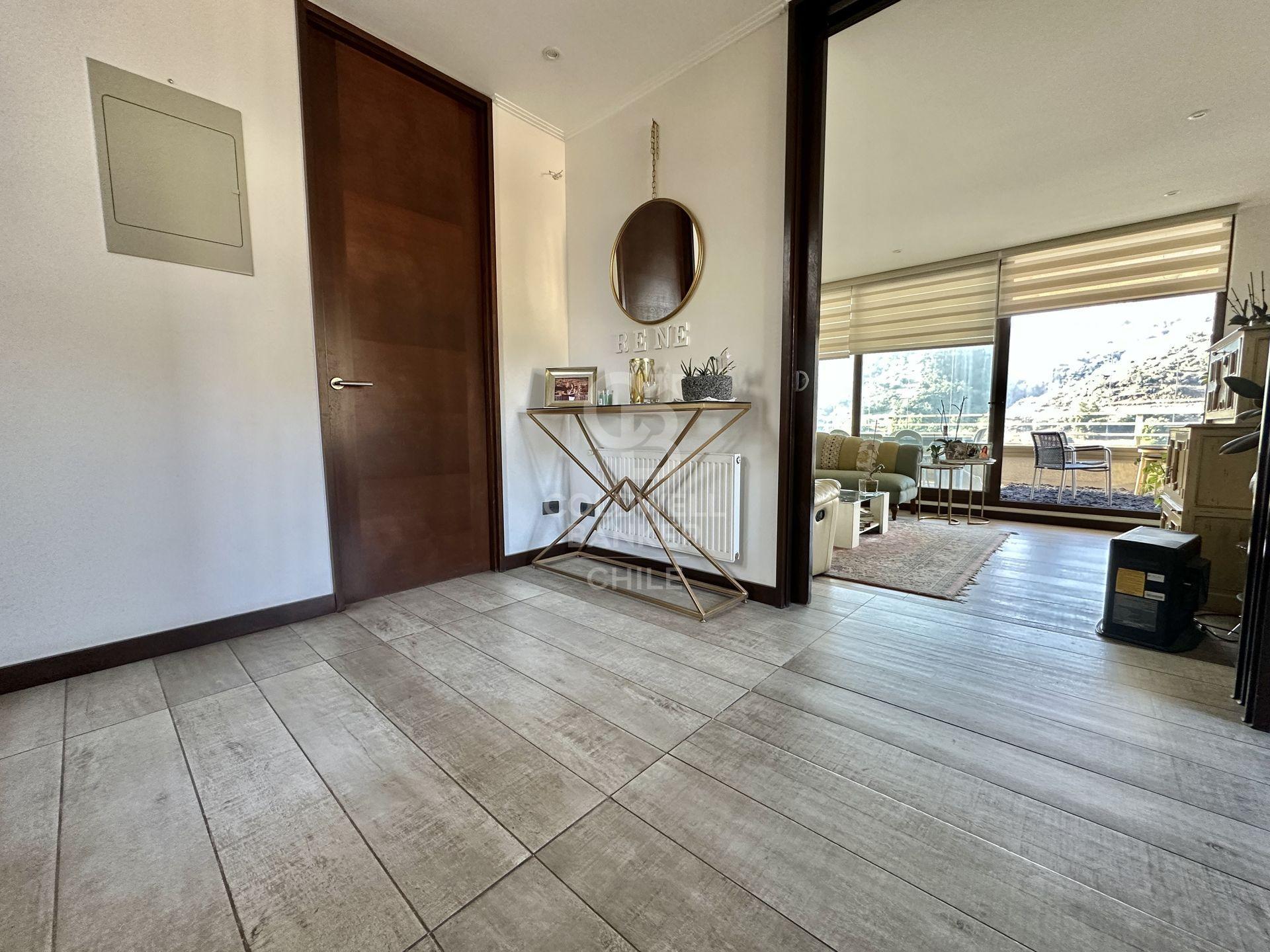 Lo Barnechea, Chile, 3 Bedrooms Bedrooms, ,3 BathroomsBathrooms,Residential,For Sale,1876912