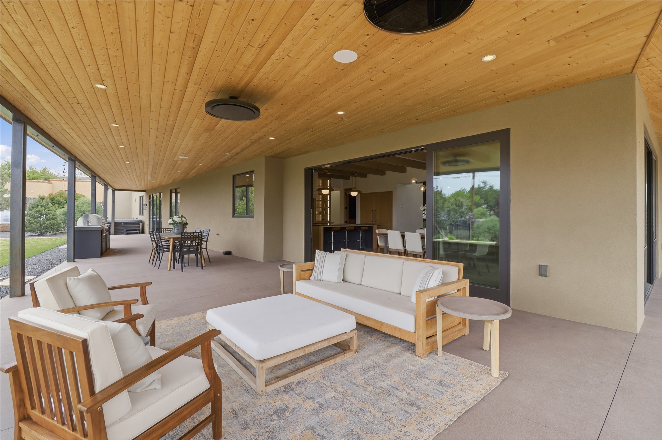  123 E. Lupita Road - 物件實景