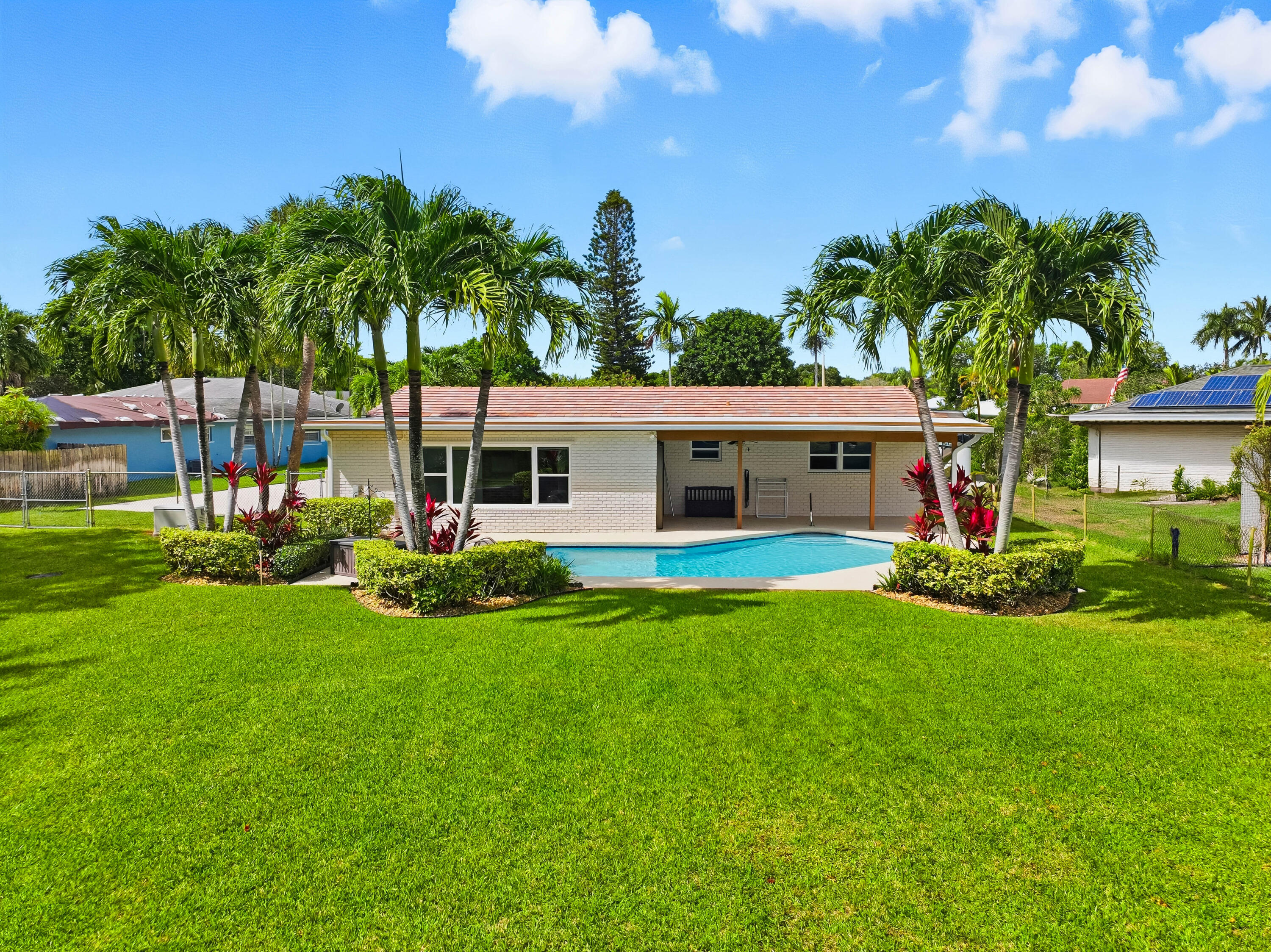 Royal Palm Beach, Florida, 33411, United States, 3 Bedrooms Bedrooms, ,3 BathroomsBathrooms,Residential,For Sale,1970121