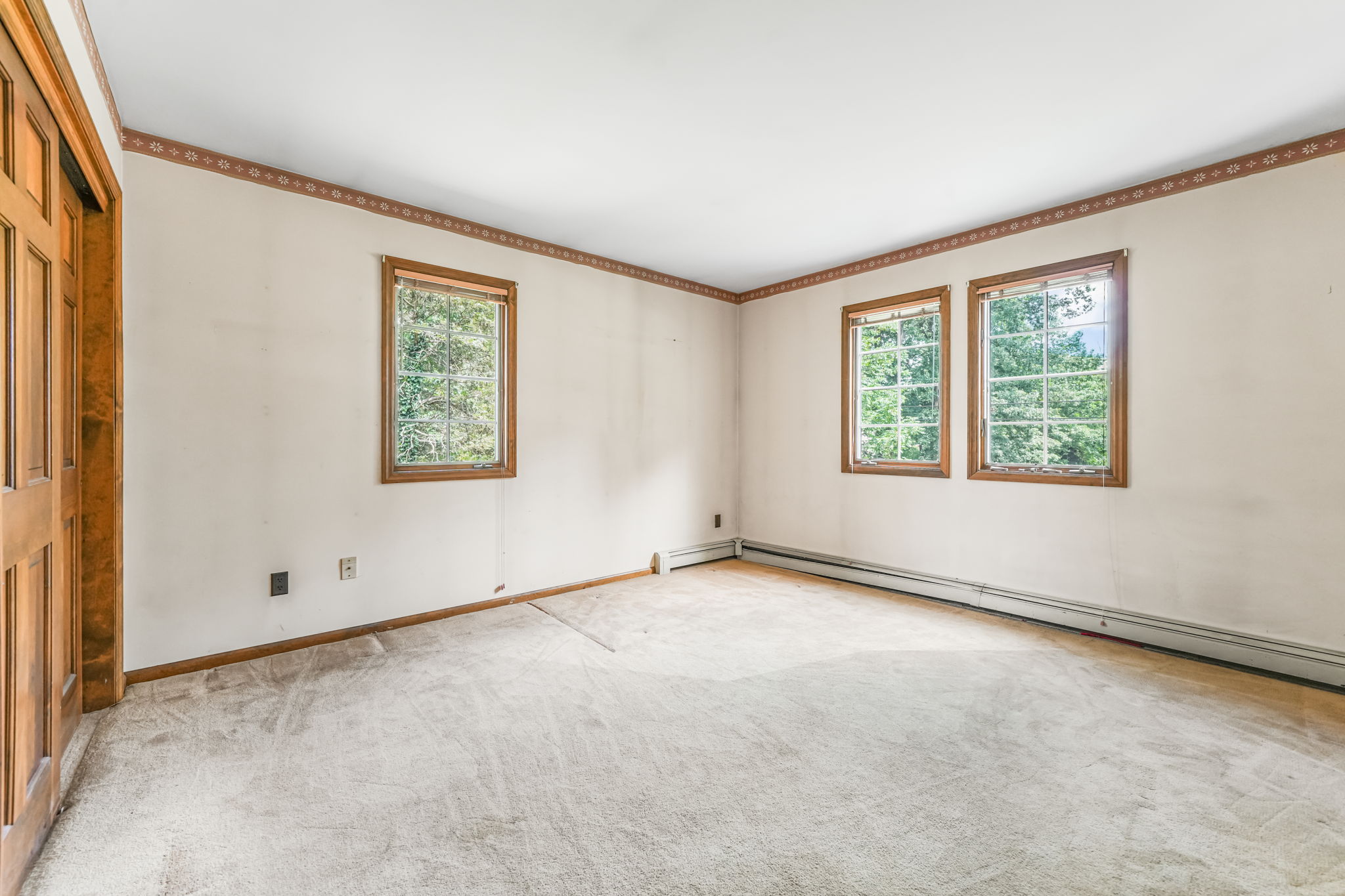 Montville, New Jersey, 07045, United States, 4 Bedrooms Bedrooms, ,4 BathroomsBathrooms,Residential,For Sale,1905700