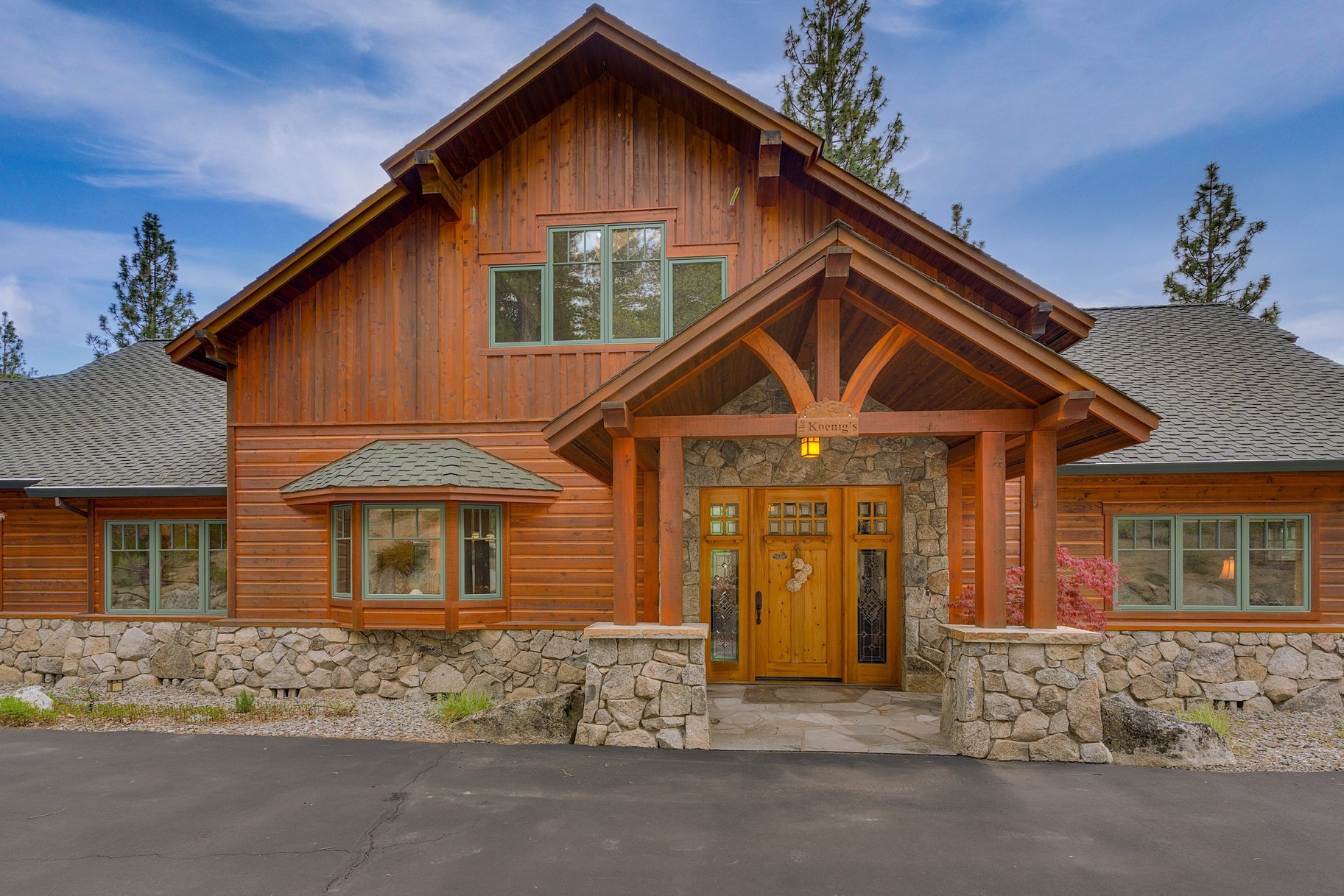  Private Estate Living Along the Fairways of Grizzly Ranch - 物件實景