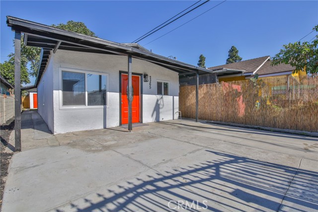Compton, California, 90222, United States, 2 Bedrooms Bedrooms, ,2 BathroomsBathrooms,Residential,For Sale,1881655