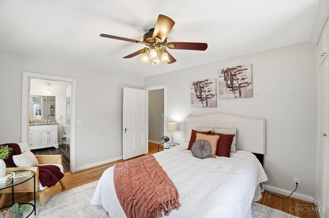 Cincinnati, Ohio, 45209, United States, 3 Bedrooms Bedrooms, ,4 BathroomsBathrooms,Residential,For Sale,2003338