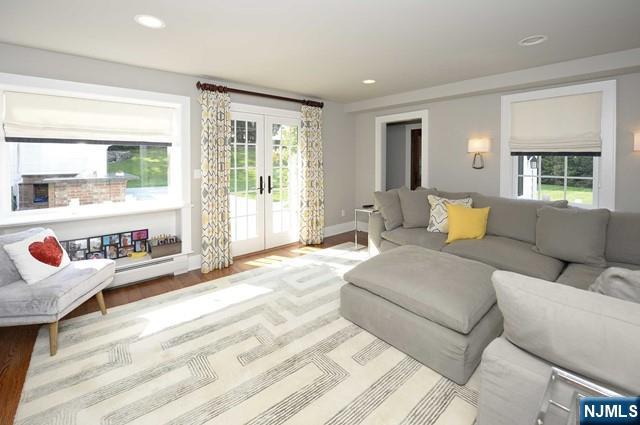 Franklin Lakes, New Jersey, 07417, United States, 5 Bedrooms Bedrooms, ,6 BathroomsBathrooms,Residential,For Sale,1692437