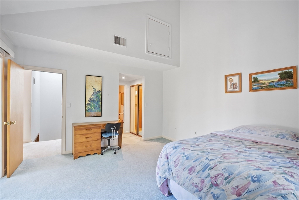 Salem, Massachusetts, 01970, United States, 2 Bedrooms Bedrooms, ,3 BathroomsBathrooms,Residential,For Sale,1932655