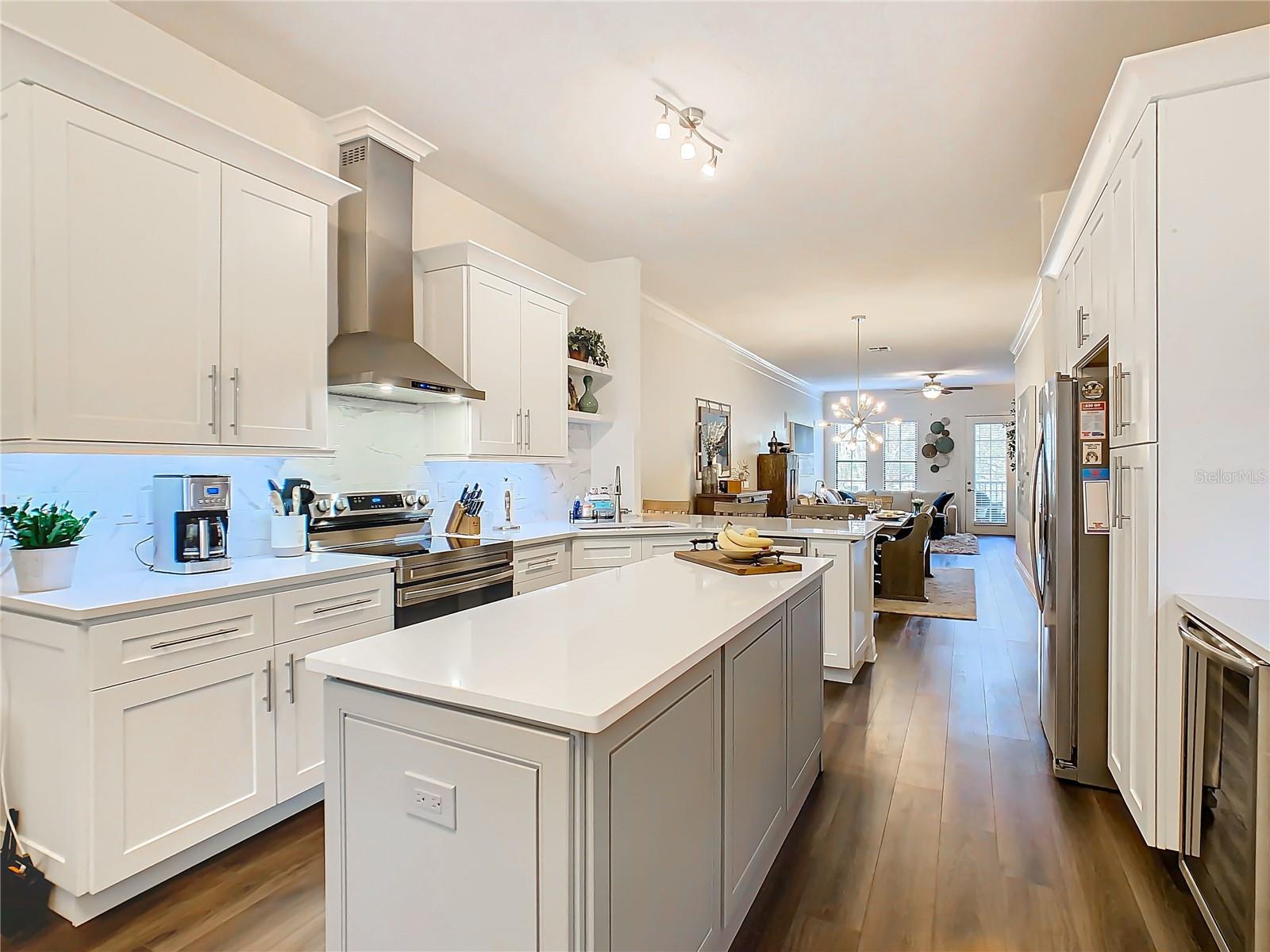 CELEBRATION, Florida, 34747, United States, 2 Bedrooms Bedrooms, ,2 BathroomsBathrooms,Residential,For Sale,1982943