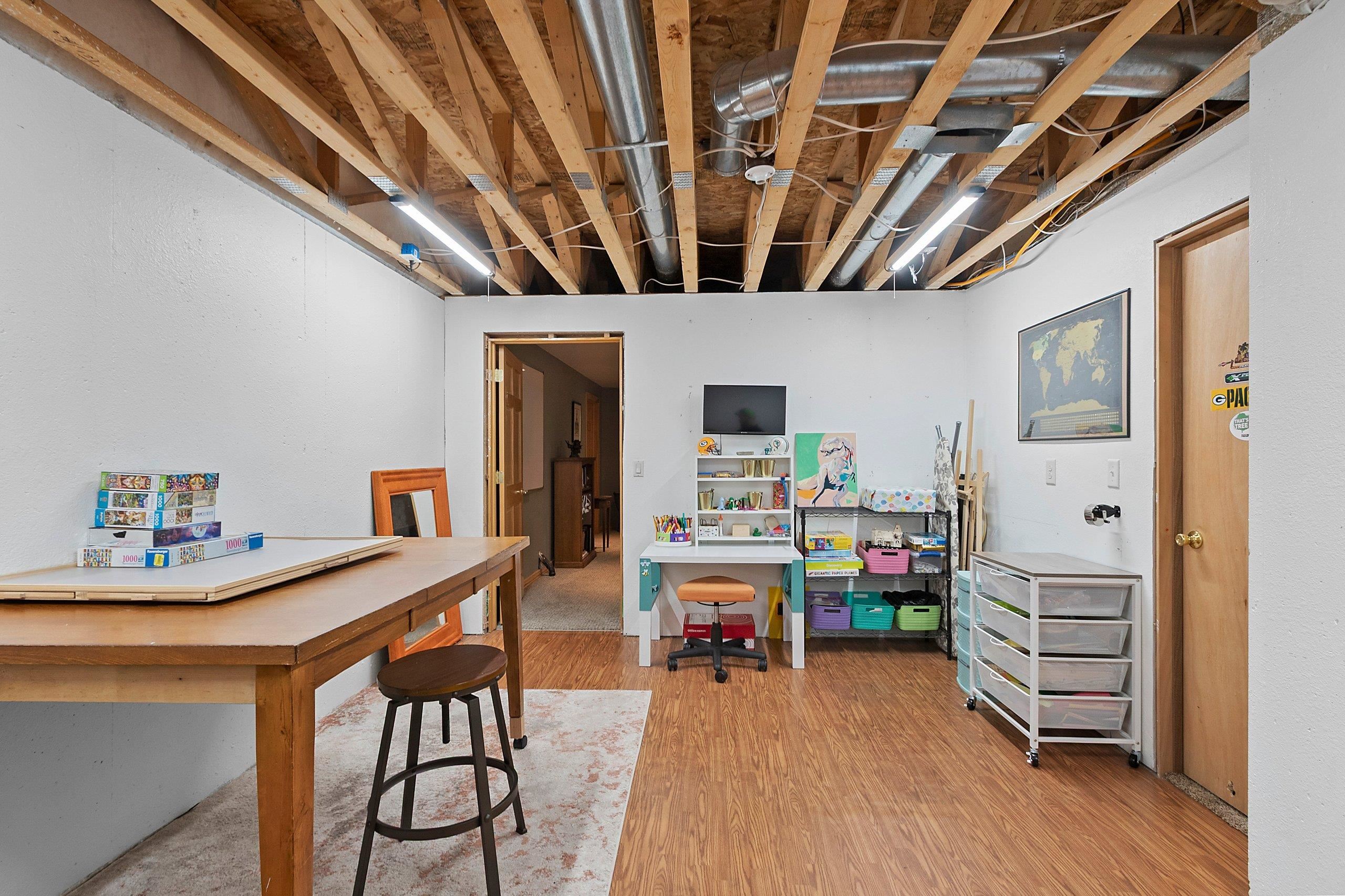 GREEN BAY, Wisconsin, 54311, United States, 4 Bedrooms Bedrooms, ,4 BathroomsBathrooms,Residential,For Sale,1991050