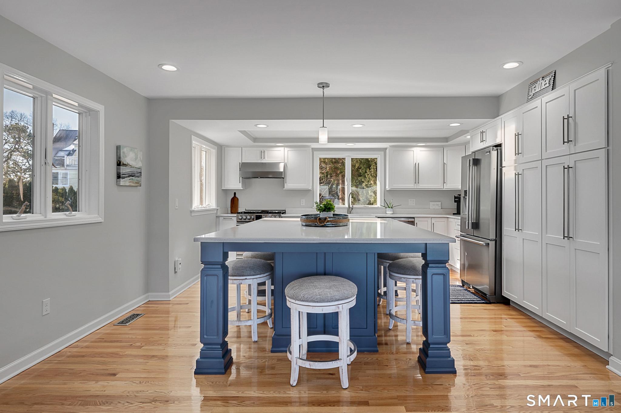 East Lyme, Connecticut, 06357, United States, 3 Bedrooms Bedrooms, ,3 BathroomsBathrooms,Residential,For Sale,2010787