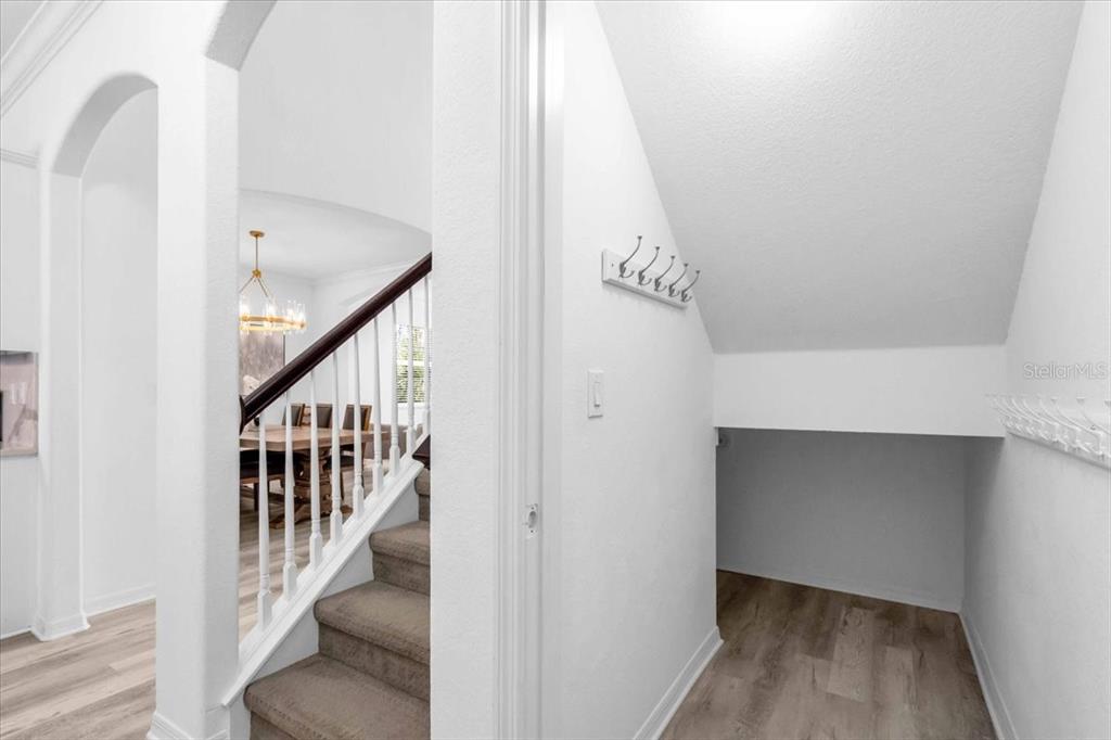 Venice, Florida, 34292, United States, 5 Bedrooms Bedrooms, ,3 BathroomsBathrooms,Residential,For Sale,1874591