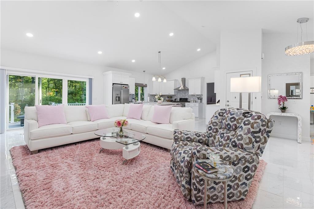 Richmond, Rhode Island, 02898, United States, 3 Bedrooms Bedrooms, ,3 BathroomsBathrooms,Residential,For Sale,1915723