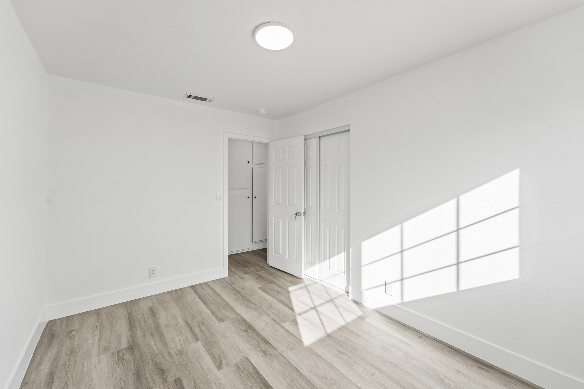 Moreno Valley, California, 92557, United States, 3 Bedrooms Bedrooms, ,2 BathroomsBathrooms,Residential,For Sale,2005789