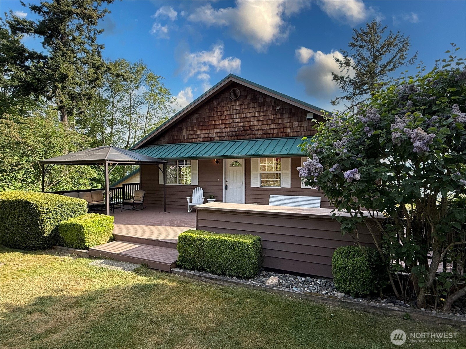 Hat Island, Washington, 98206, United States, 2 Bedrooms Bedrooms, ,2 BathroomsBathrooms,Residential,For Sale,1975923