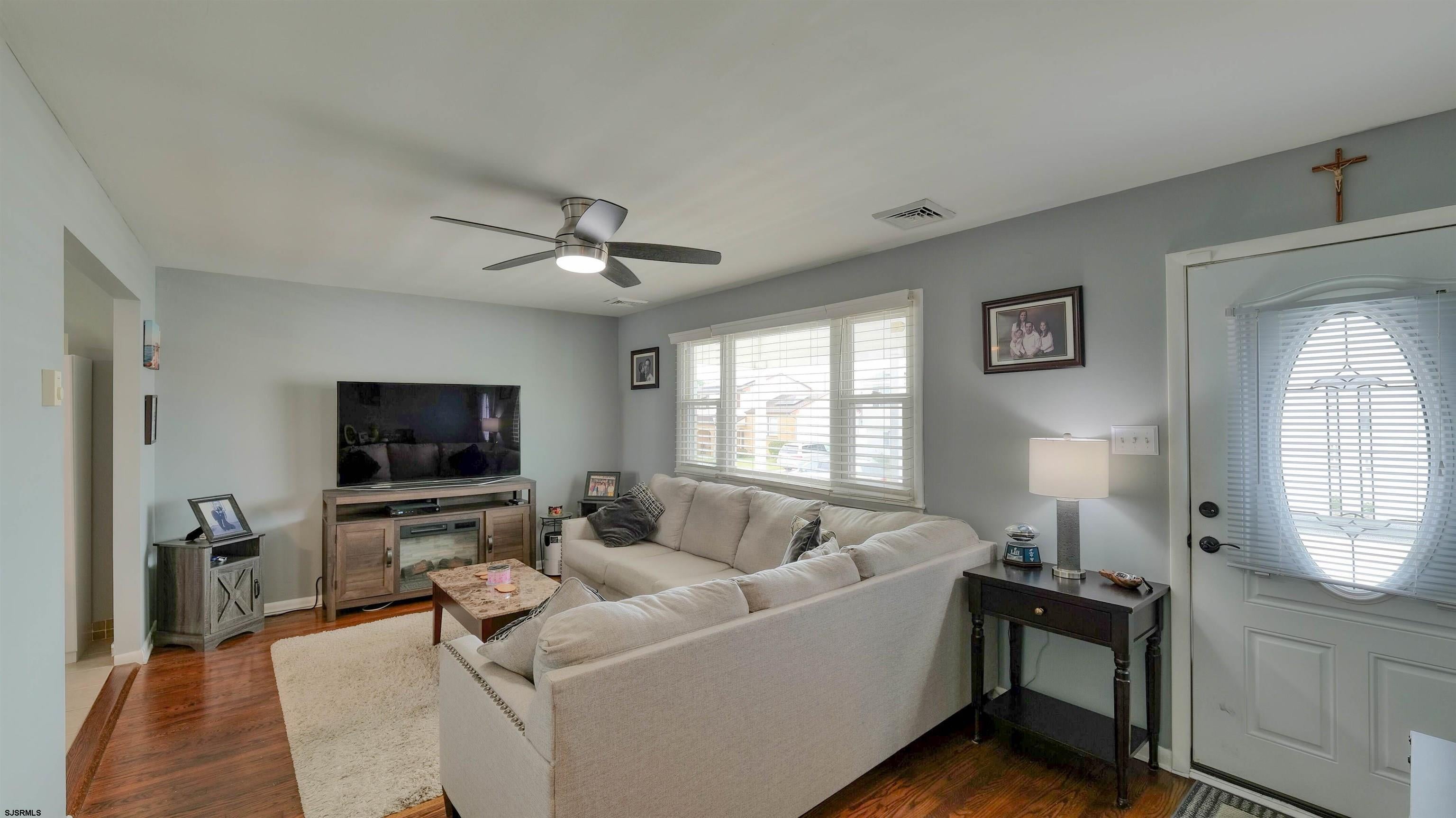 Ventnor, New Jersey, 08406, United States, 2 Bedrooms Bedrooms, ,2 BathroomsBathrooms,Residential,For Sale,1957844