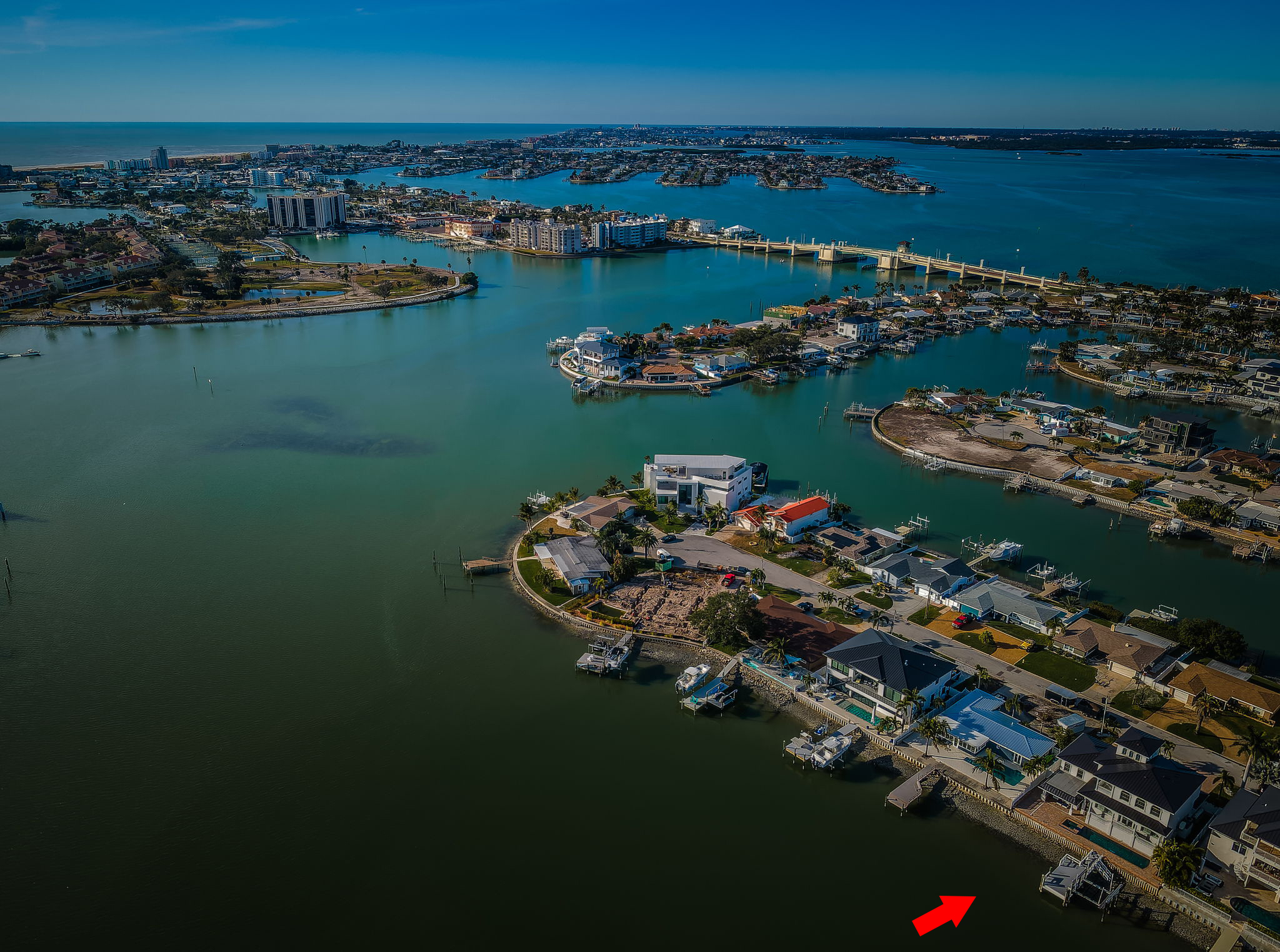 St Petersburg, Florida, 33707, United States, 4 Bedrooms Bedrooms, ,3 BathroomsBathrooms,Residential,For Sale,1992370