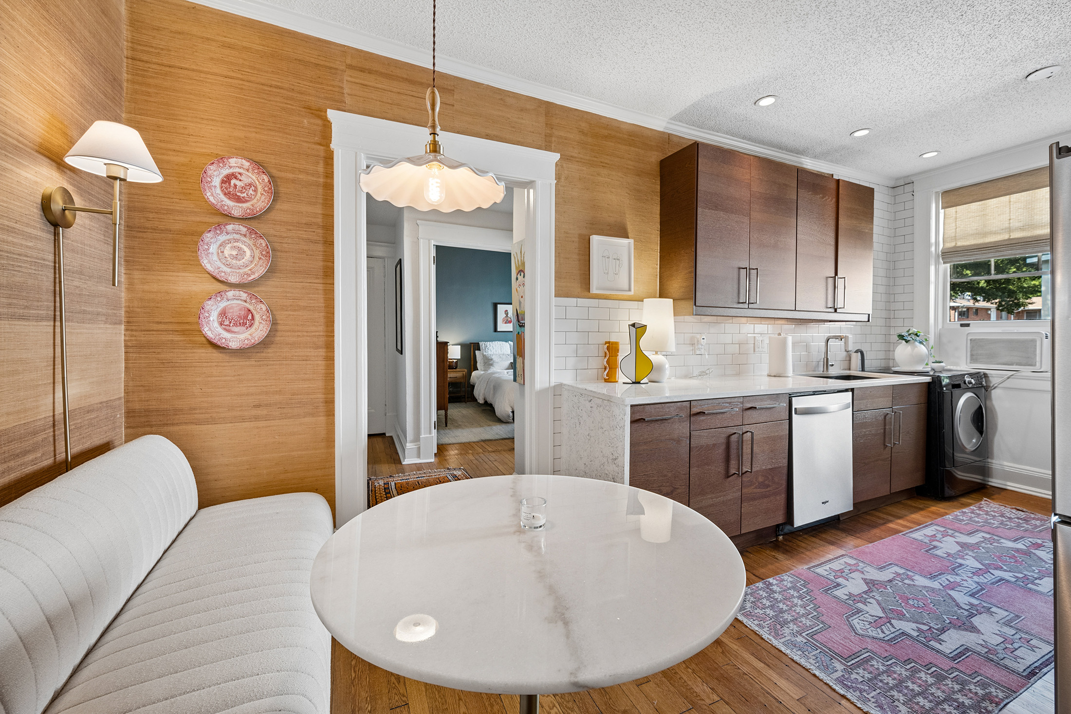  Beautifully Renovated Corner Unit in an Intimate Historic Boutique Building - 物件實景