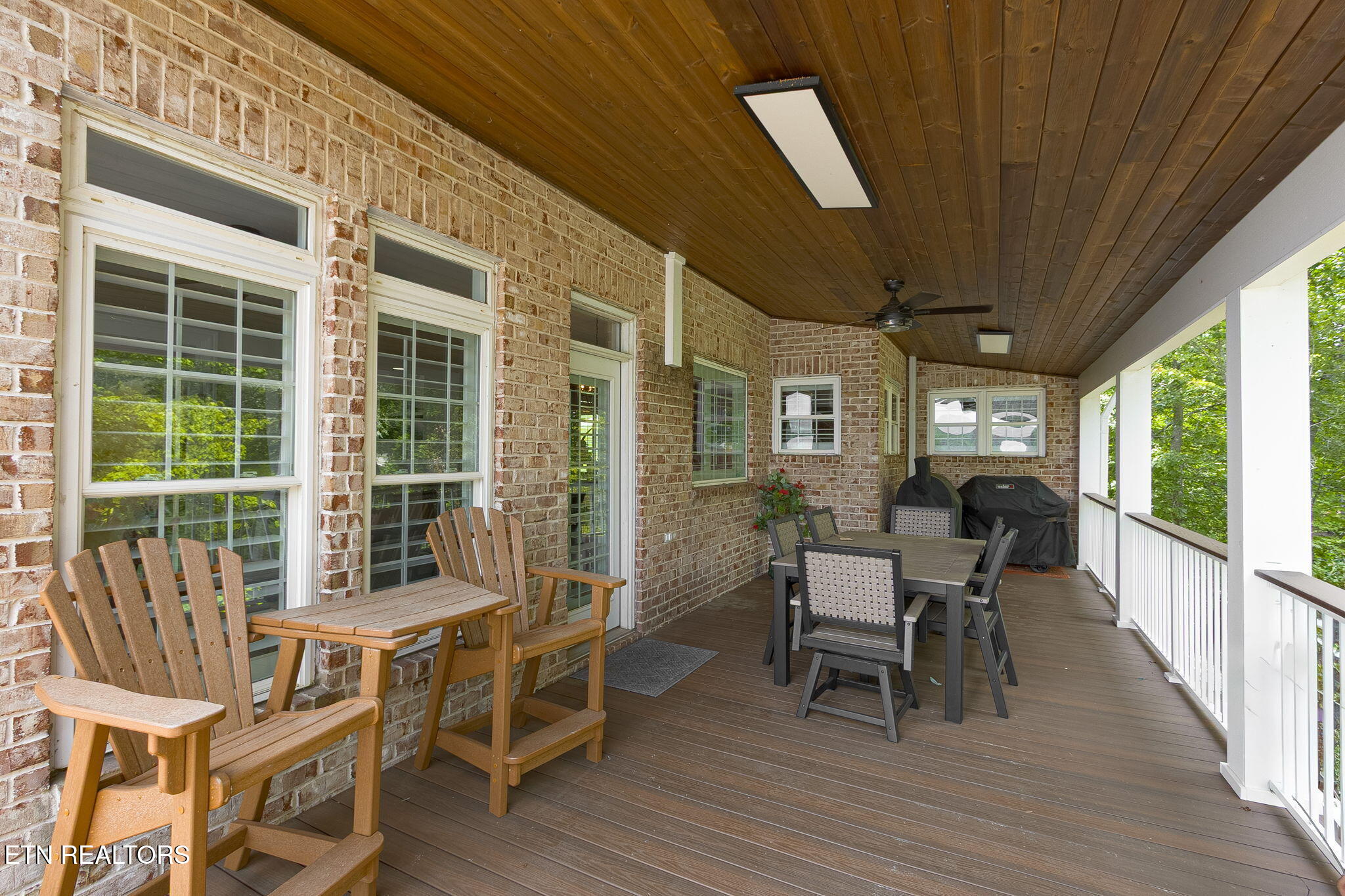 Spring City, Tennessee, 37381, United States, 3 Bedrooms Bedrooms, ,5 BathroomsBathrooms,Residential,For Sale,1900794