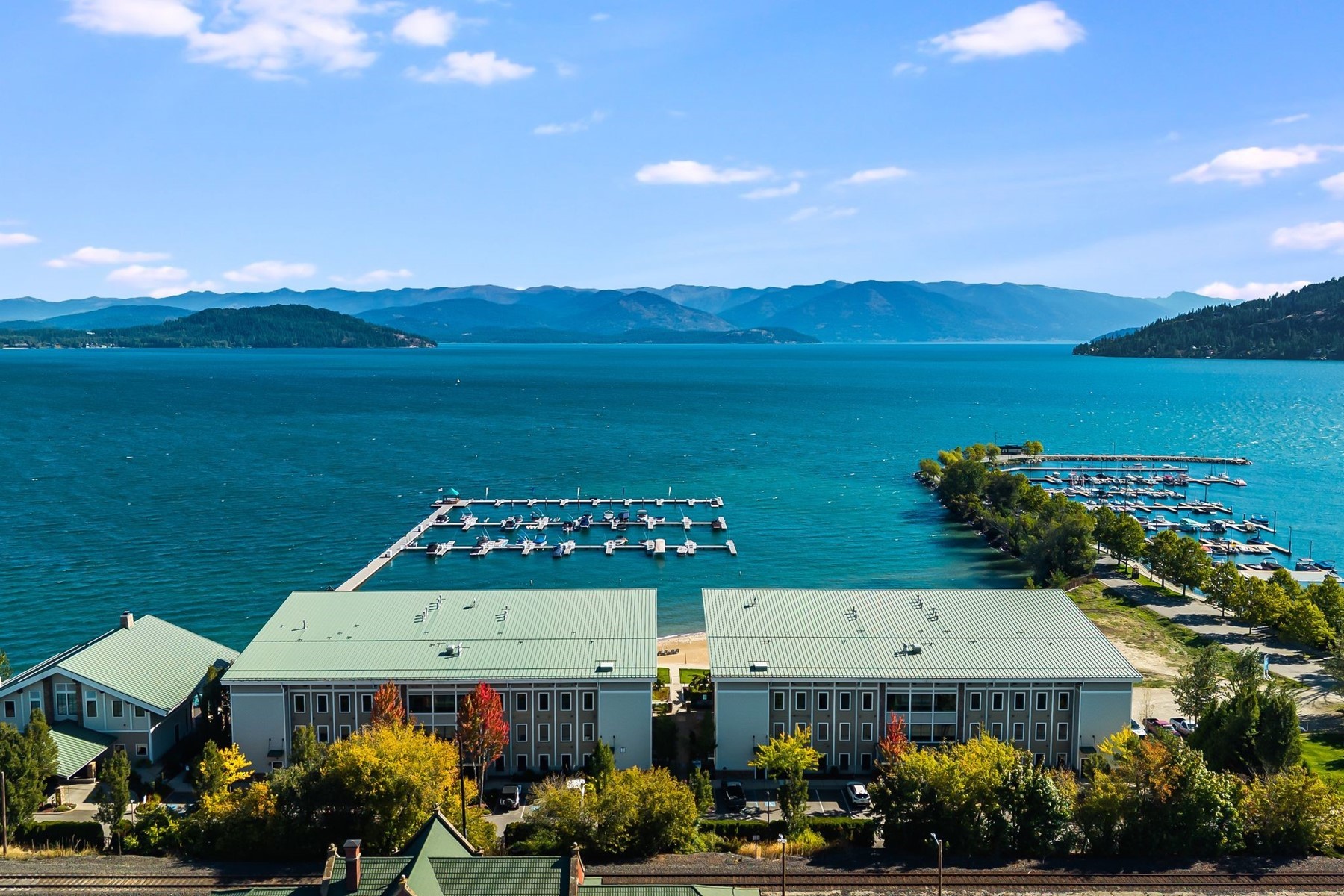  Corner Condo at Seasons at Sandpoint - 物件實景