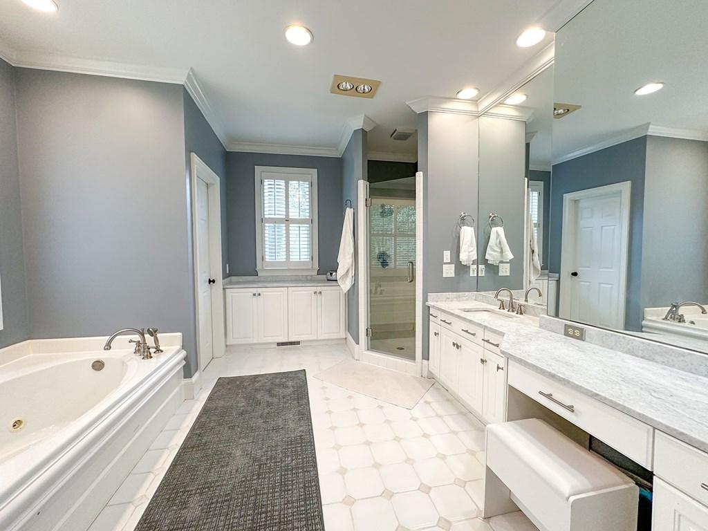 DALTON, Georgia, 30720, United States, 5 Bedrooms Bedrooms, ,5 BathroomsBathrooms,Residential,For Sale,1939642