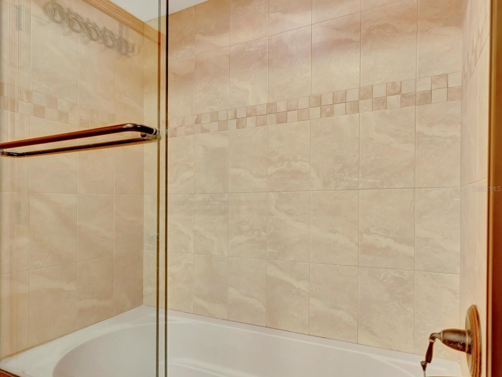 CLEARWATER BEACH, Florida, 33767, United States, 2 Bedrooms Bedrooms, ,2 BathroomsBathrooms,Residential,For Sale,1983668