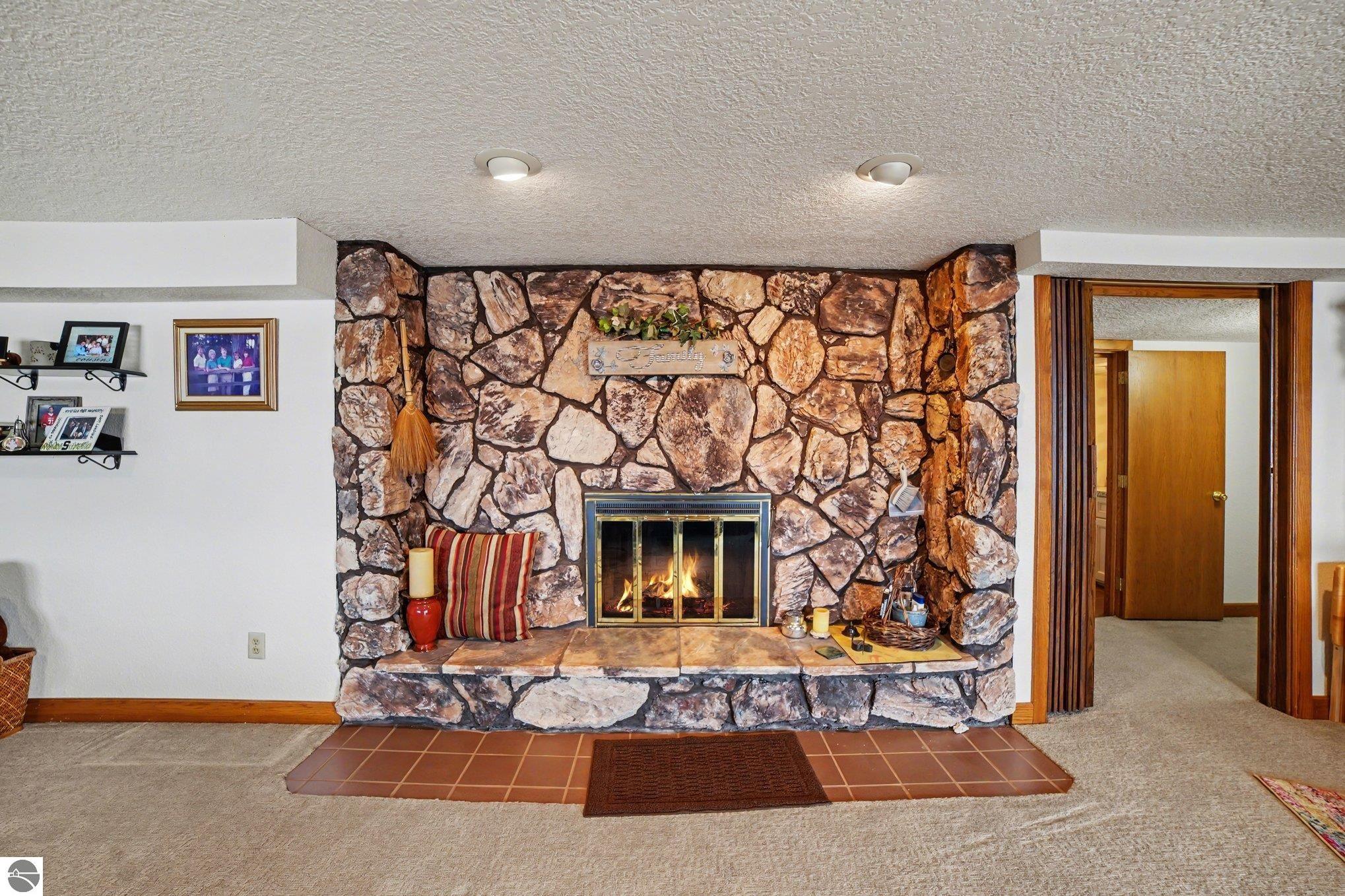 Lake Isabella, Michigan, 48893, United States, 4 Bedrooms Bedrooms, ,4 BathroomsBathrooms,Residential,For Sale,2030356