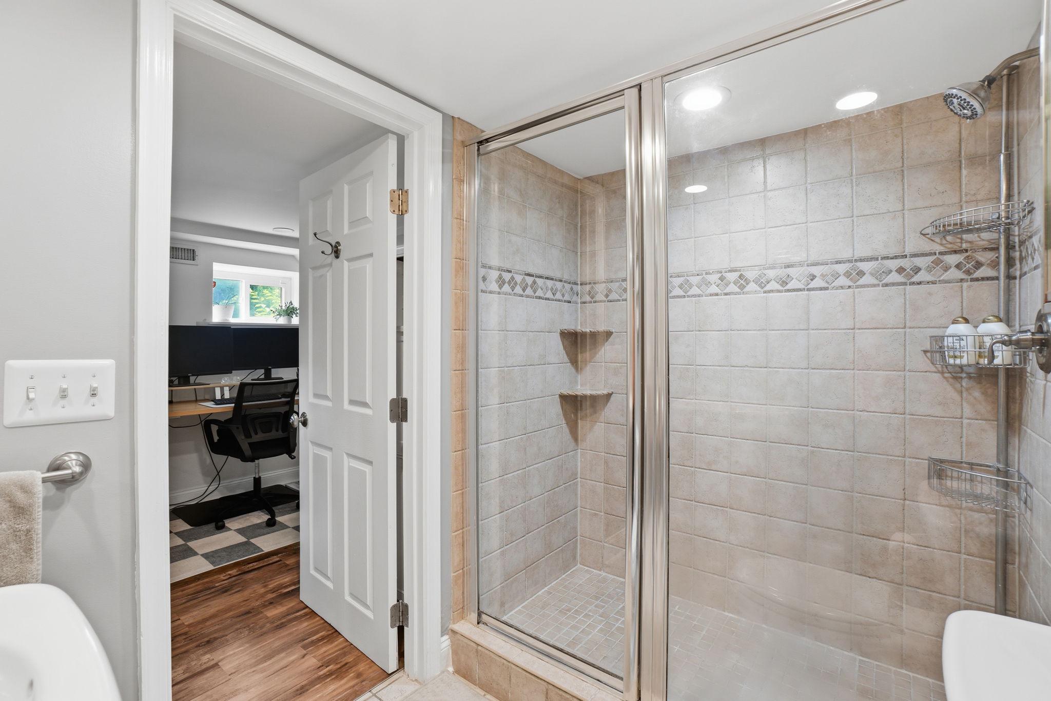  2947 S Dinwiddie Street, Arlington, VA, 22206 - 物件實景