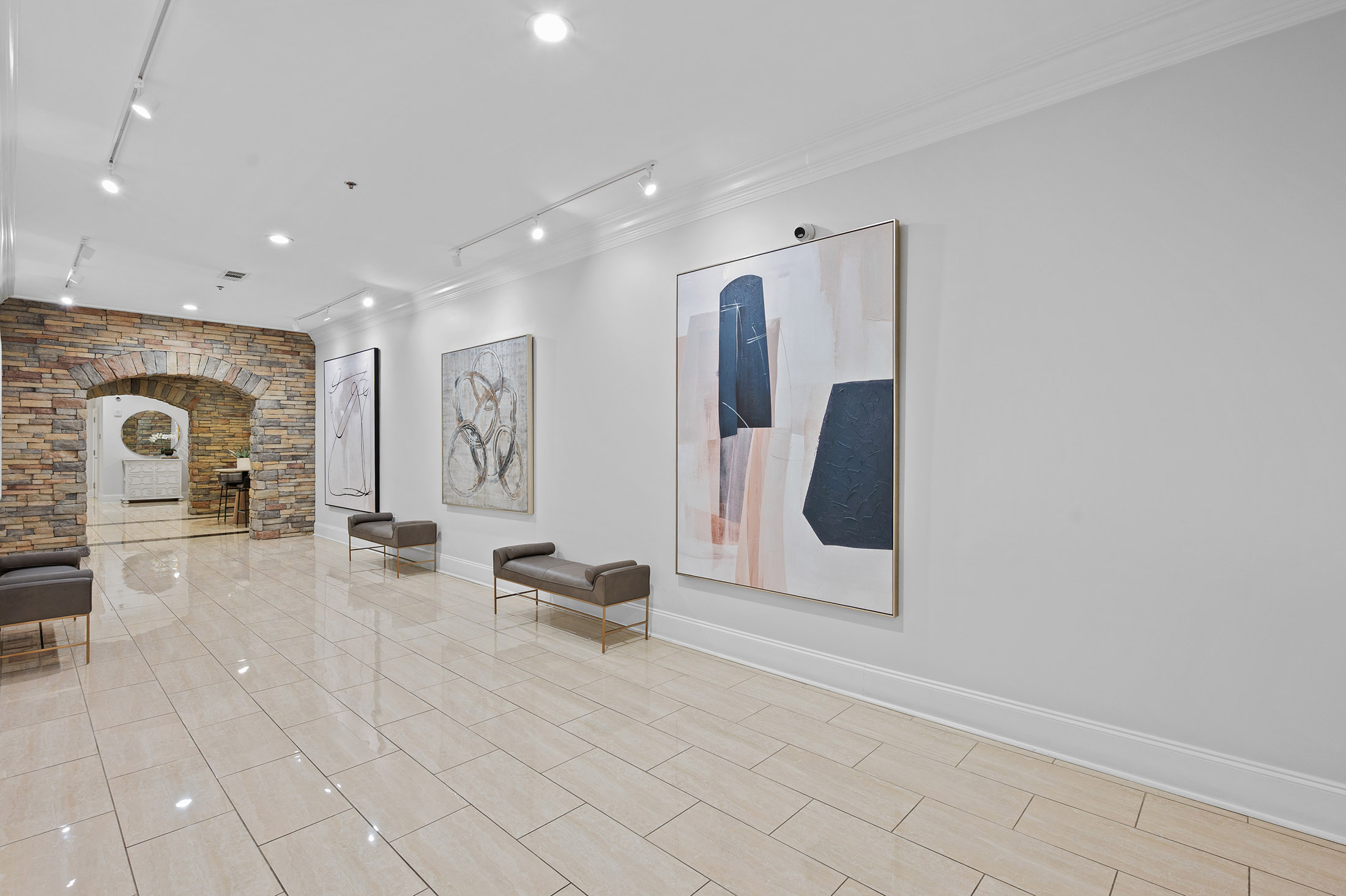  Showstopping Spacious Two Bedroom in the Exclusive Greystone at Vinings - 物件實景