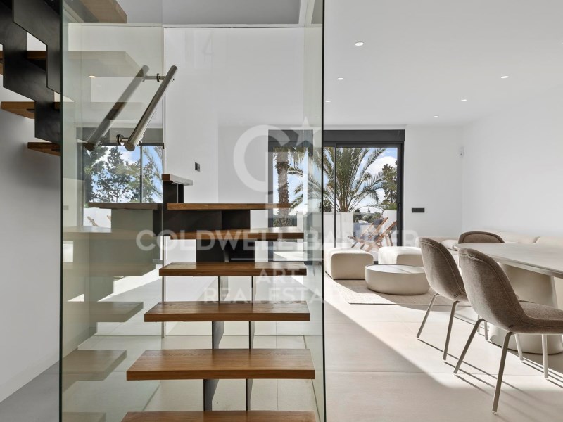 Estepona, Andalusia, ES, 4 Bedrooms Bedrooms, ,4 BathroomsBathrooms,Residential,For Sale,1744827