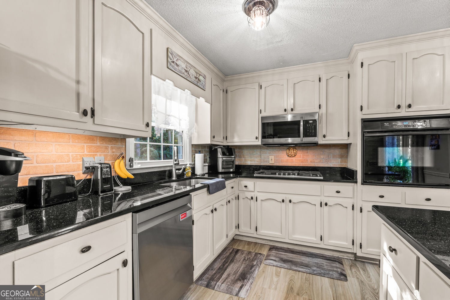 Fayetteville, Georgia, 30215, United States, 5 Bedrooms Bedrooms, ,3 BathroomsBathrooms,Residential,For Sale,1908173
