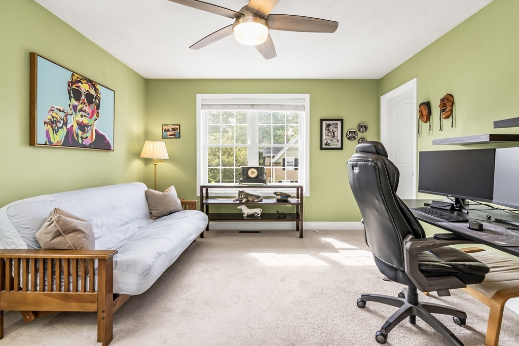 Haverhill, Massachusetts, 01830, United States, 3 Bedrooms Bedrooms, ,3 BathroomsBathrooms,Residential,For Sale,2048419