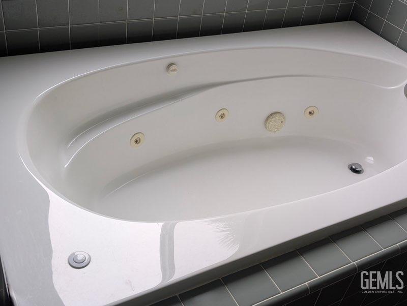 Bakersfield, California, 93312, United States, 3 Bedrooms Bedrooms, ,3 BathroomsBathrooms,Residential,For Sale,2008852