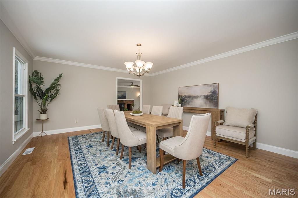 Ellisville, Missouri, 63011, United States, 4 Bedrooms Bedrooms, ,3 BathroomsBathrooms,Residential,For Sale,2002113