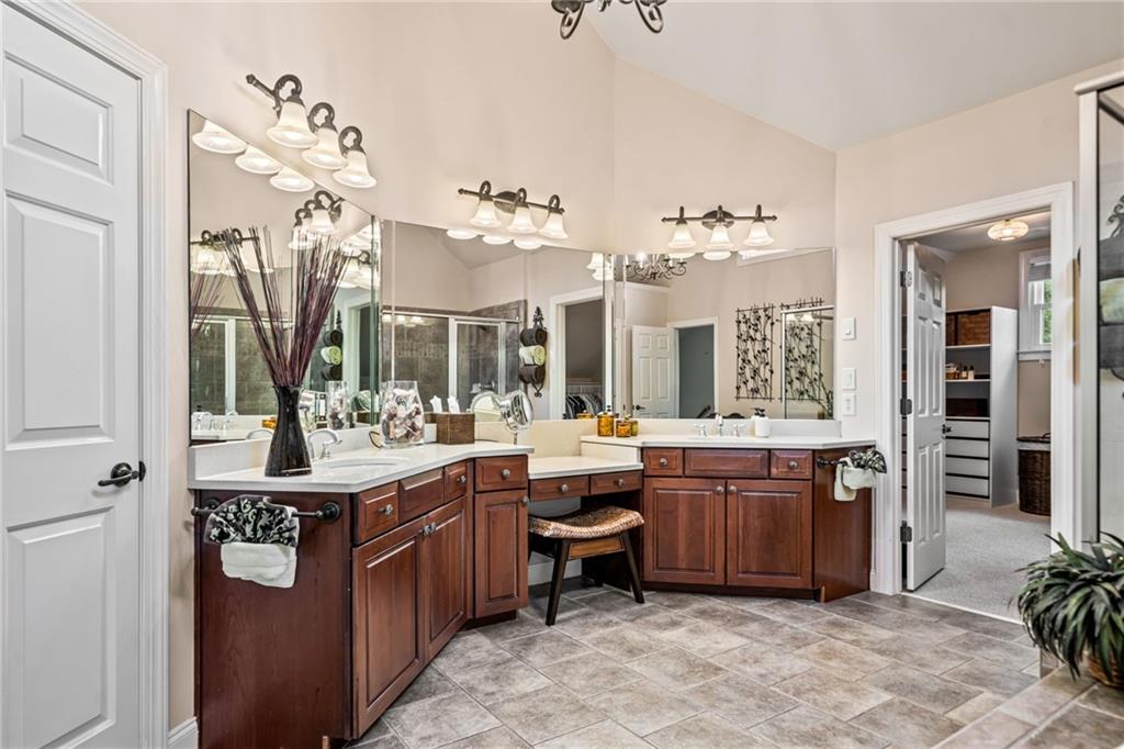 Cumming, Georgia, 30041, United States, 5 Bedrooms Bedrooms, ,4 BathroomsBathrooms,Residential,For Sale,1791728