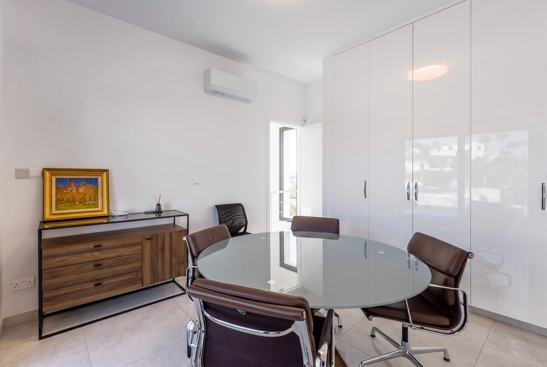  Sea View Four Bedroom Villa in Germasogeia, Limassol - 物件實景