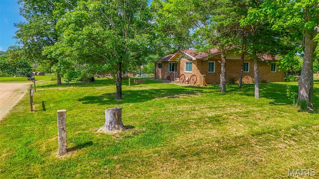 Lebanon, Missouri, 65536, United States, 3 Bedrooms Bedrooms, ,2 BathroomsBathrooms,Residential,For Sale,1982257