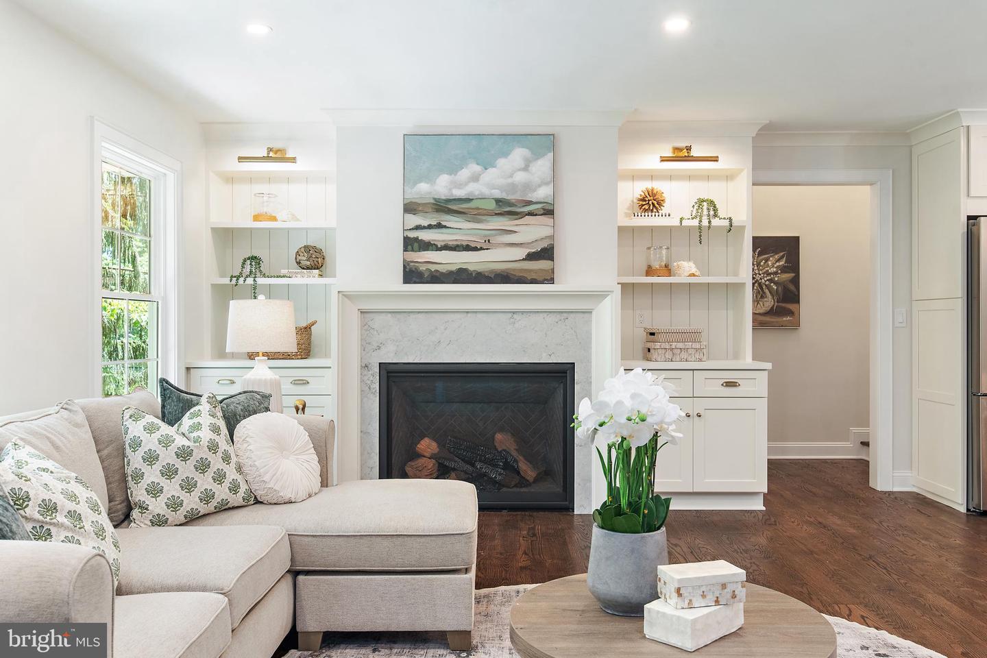 Annapolis, Maryland, 21403, United States, 4 Bedrooms Bedrooms, ,5 BathroomsBathrooms,Residential,For Sale,1900943