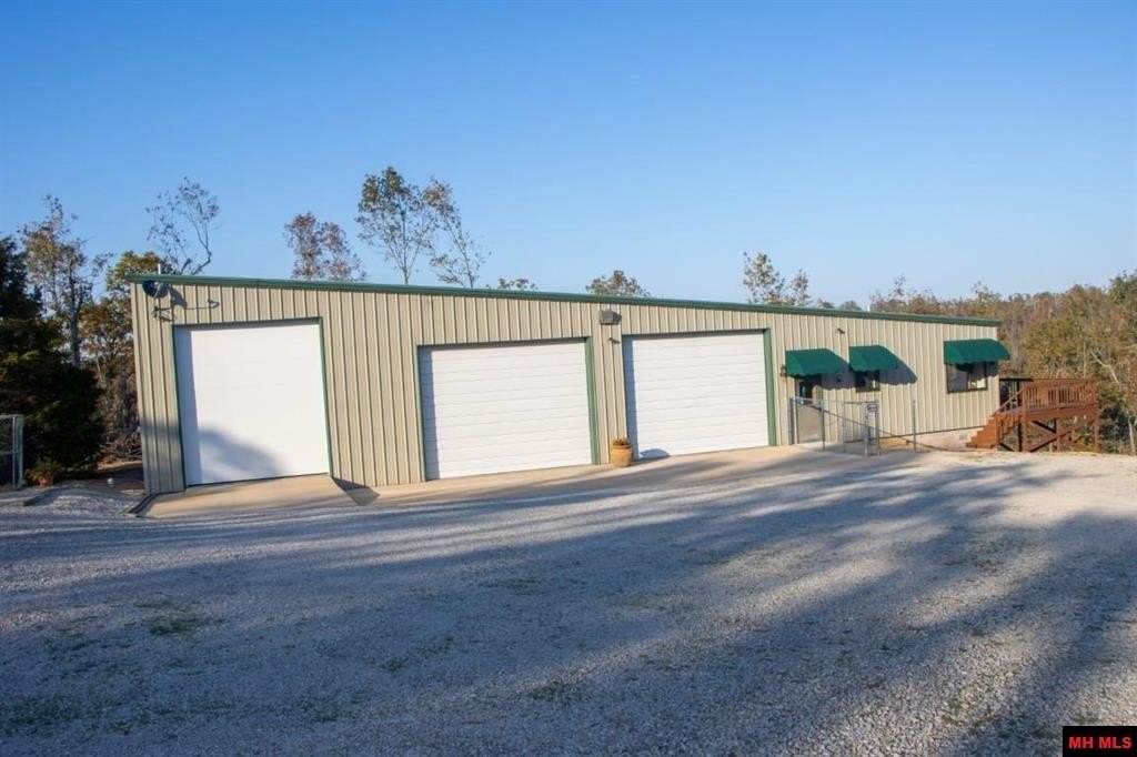 Mountain Home, Arkansas, 72653, United States, 1 Bedroom Bedrooms, ,1 BathroomBathrooms,Residential,For Sale,1974549