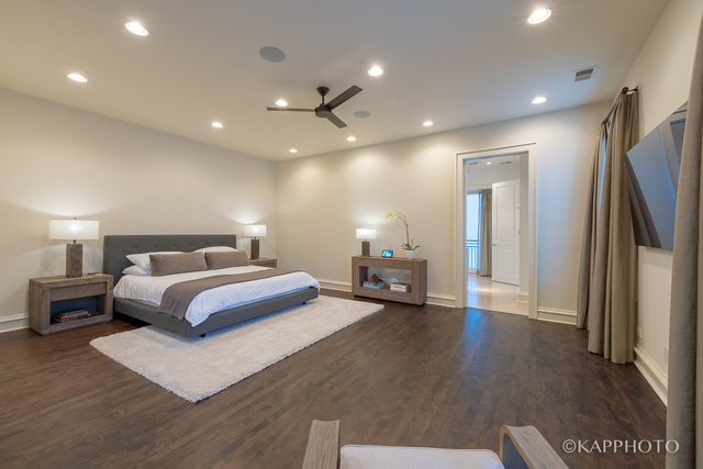 319 West Erie Street, 2W, Chicago, Illinois, 60654, United States, 2 Bedrooms Bedrooms, ,3 BathroomsBathrooms,Residential,For Sale,319 West Erie Street , 2W,1010581