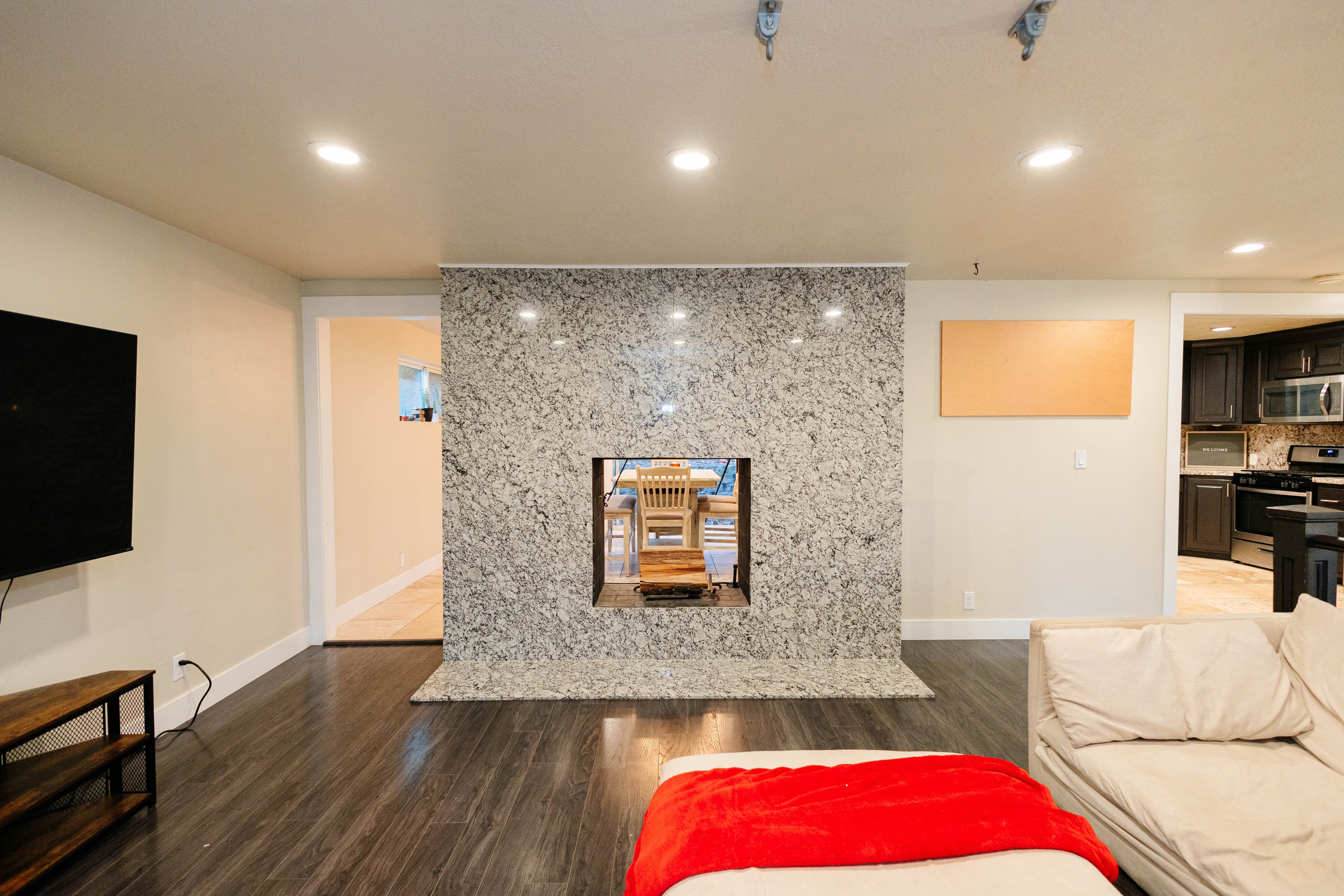 South, Utah, 84403, United States, 4 Bedrooms Bedrooms, ,1 BathroomBathrooms,Residential,For Sale,2007781