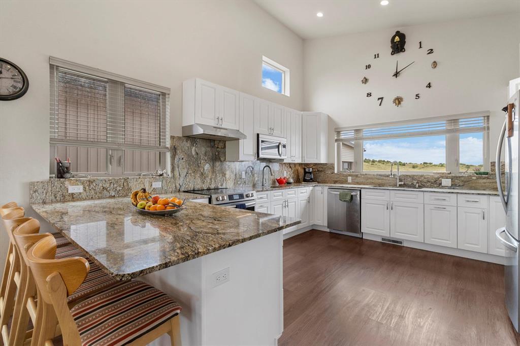 Mancos, Colorado, 81328, United States, 3 Bedrooms Bedrooms, ,2 BathroomsBathrooms,Residential,For Sale,1885408
