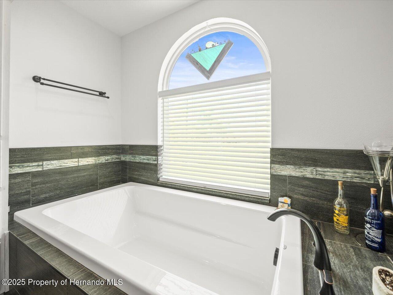 Hernando Beach, Florida, 34607, United States, 3 Bedrooms Bedrooms, ,3 BathroomsBathrooms,Residential,For Sale,1796960