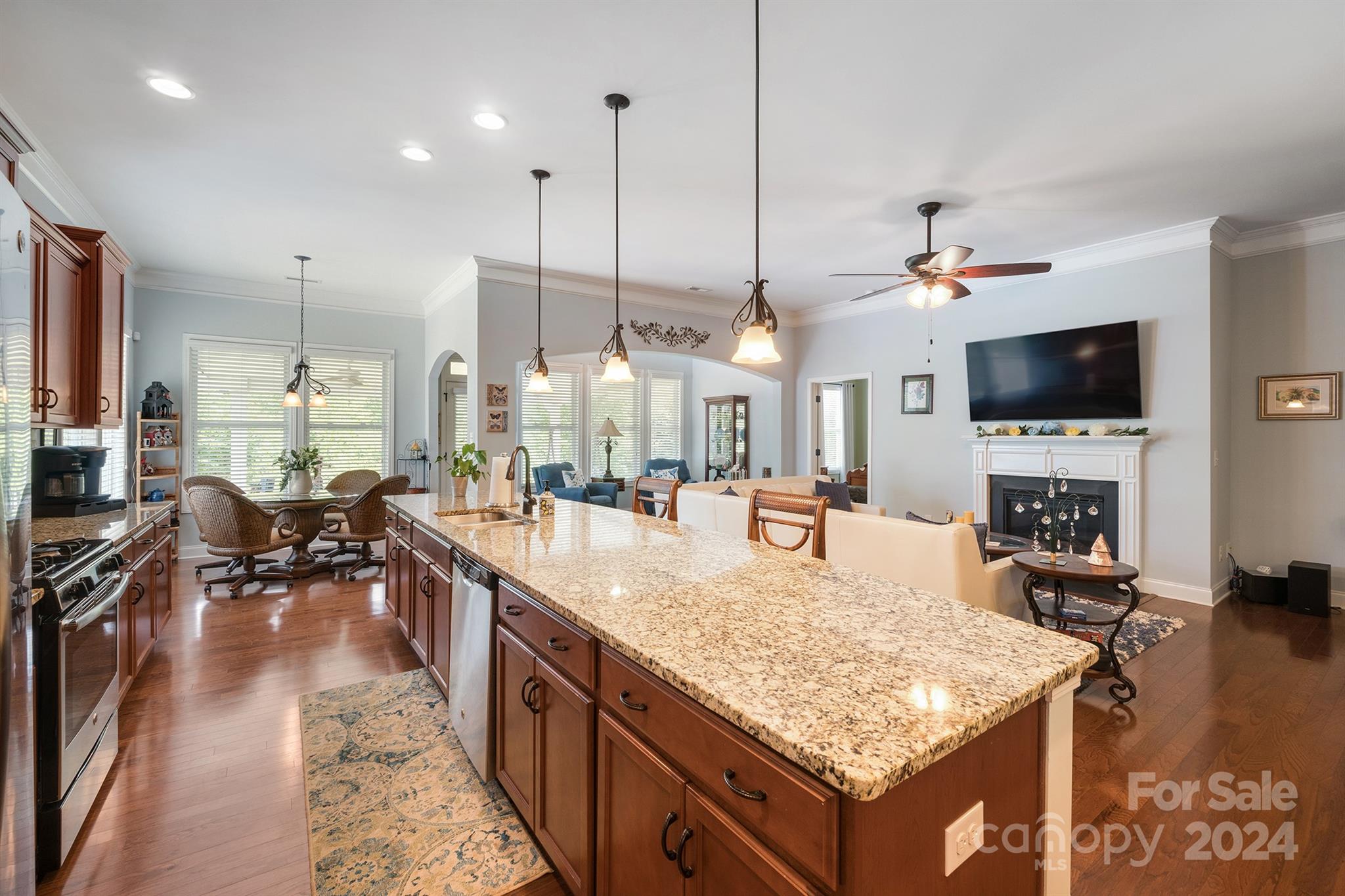 3406 Streamside Drive, Davidson, North Carolina, 28036, United States, 4 Bedrooms Bedrooms, ,3 BathroomsBathrooms,Residential,For Sale,3406 Streamside Drive,1628447