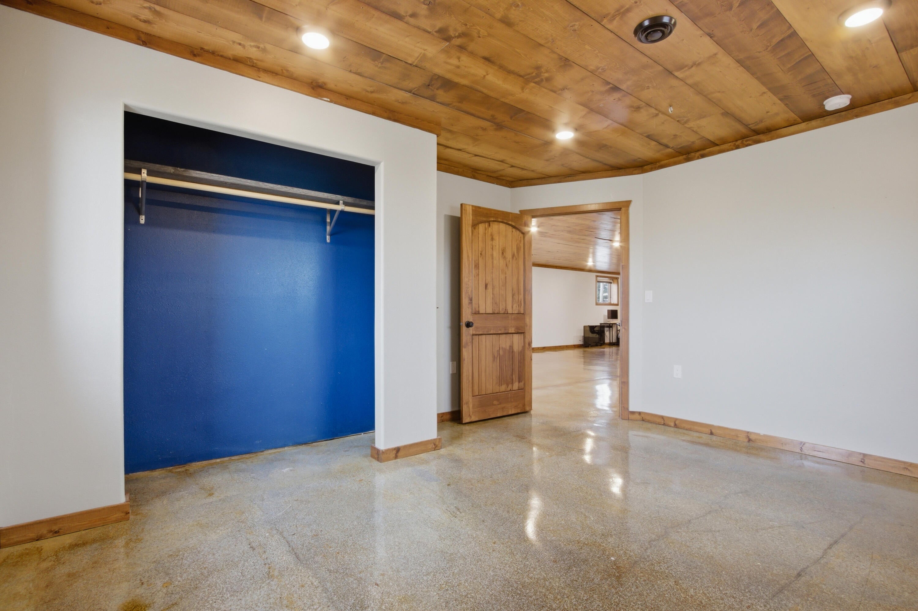 Selby, South Dakota, 57472, United States, 4 Bedrooms Bedrooms, ,Residential,For Sale,2049409