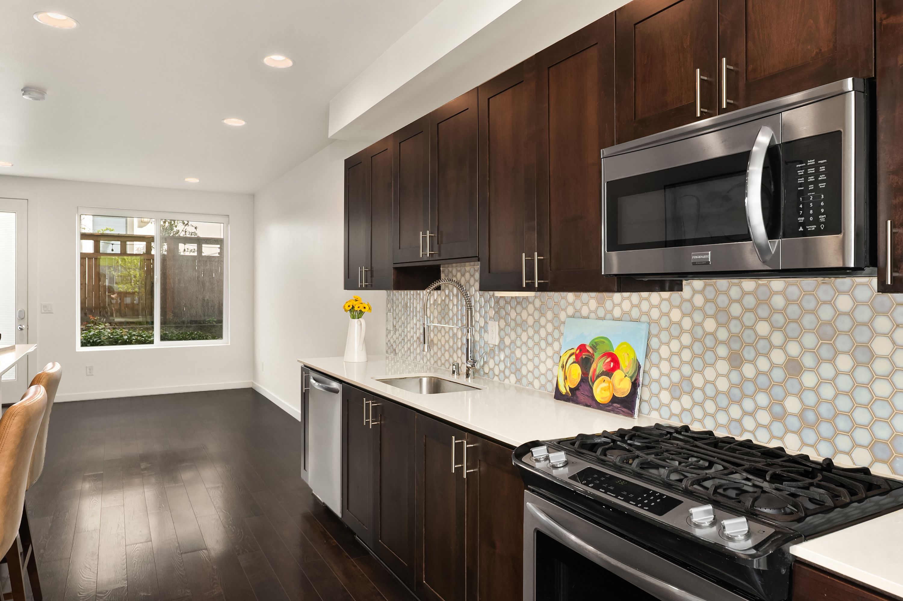  3631 Courtland Place S Unit #B, Seattle, WA 98144 - 物件實景