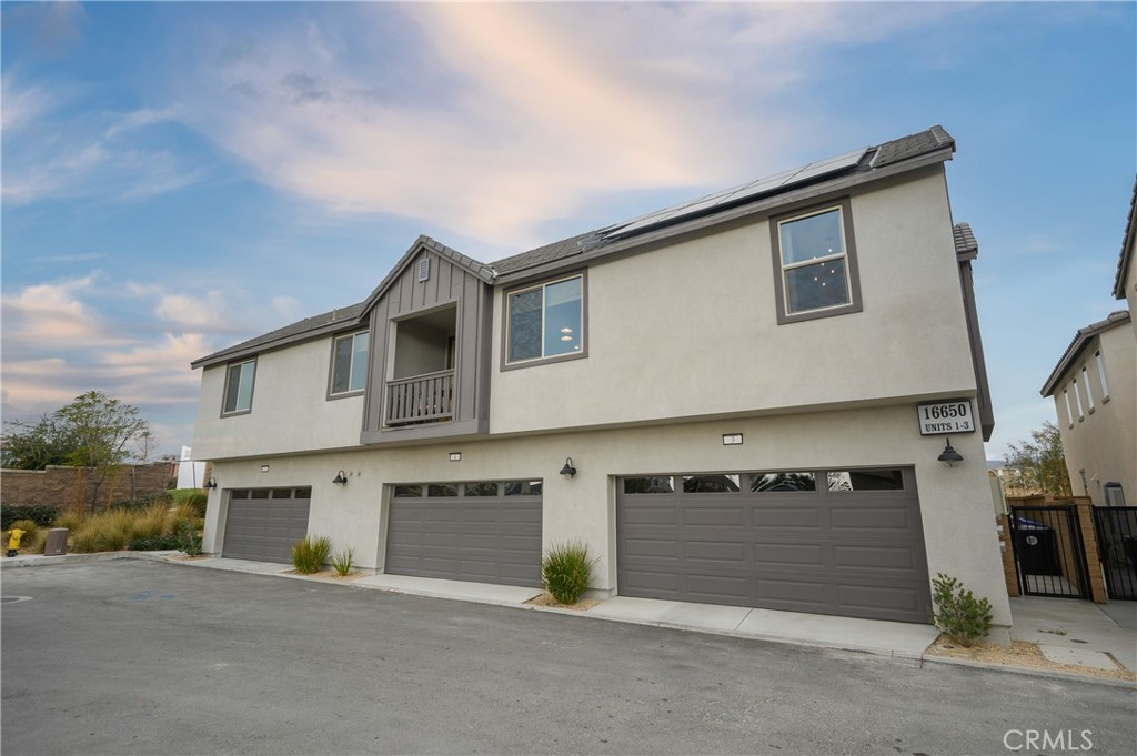 Fontana, California, 92336, United States, 3 Bedrooms Bedrooms, ,2 BathroomsBathrooms,Residential,For Sale,1881088