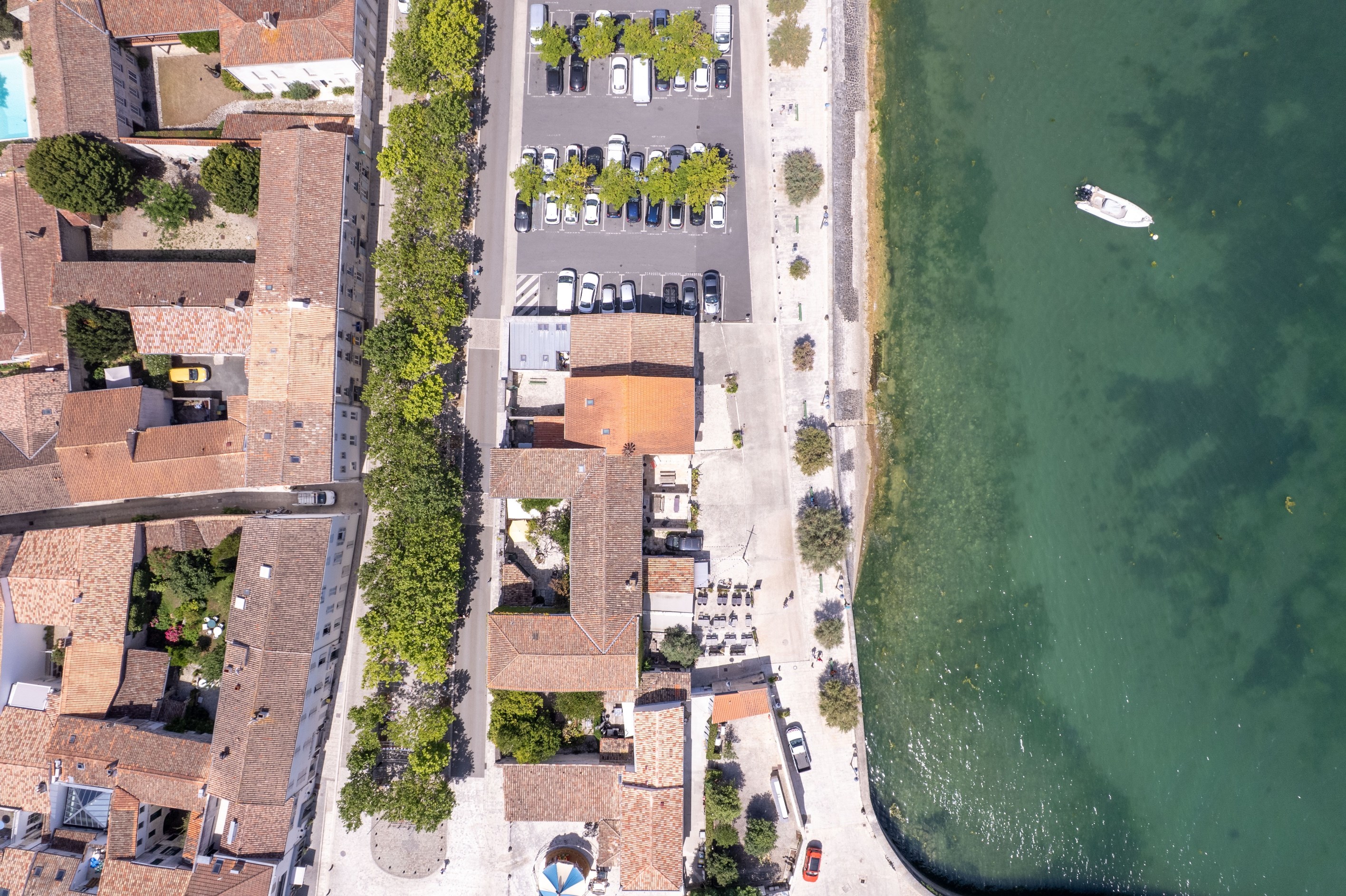  Île de Ré – La Flotte An Iconic Waterfront Heritage Address - 物件實景
