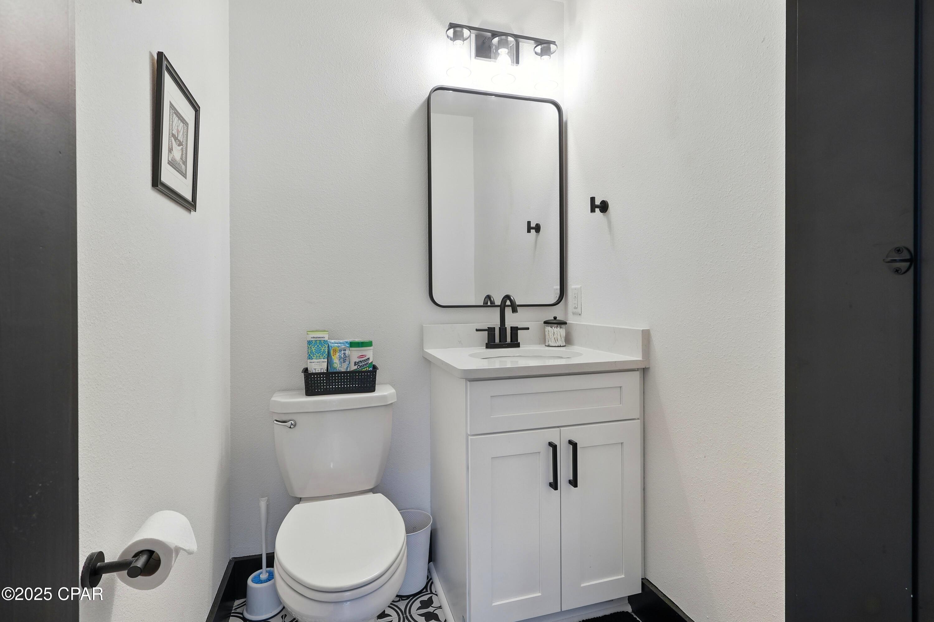 Panama City, Florida, 32401, United States, 4 Bedrooms Bedrooms, ,3 BathroomsBathrooms,Residential,For Sale,1911337