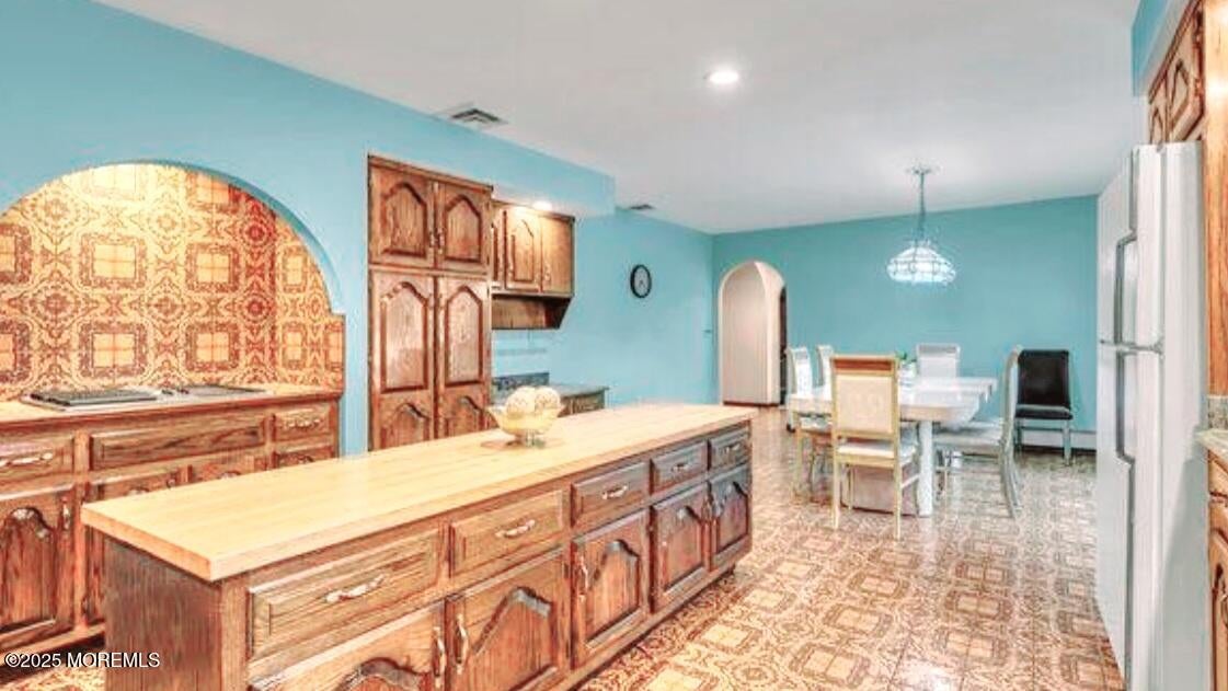 Toms River, New Jersey, 08753, United States, 5 Bedrooms Bedrooms, ,5 BathroomsBathrooms,Residential,For Sale,1930483