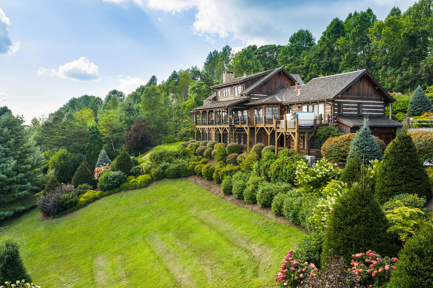  MOUNTAIN MEADOWS - VILAS - 物件實景