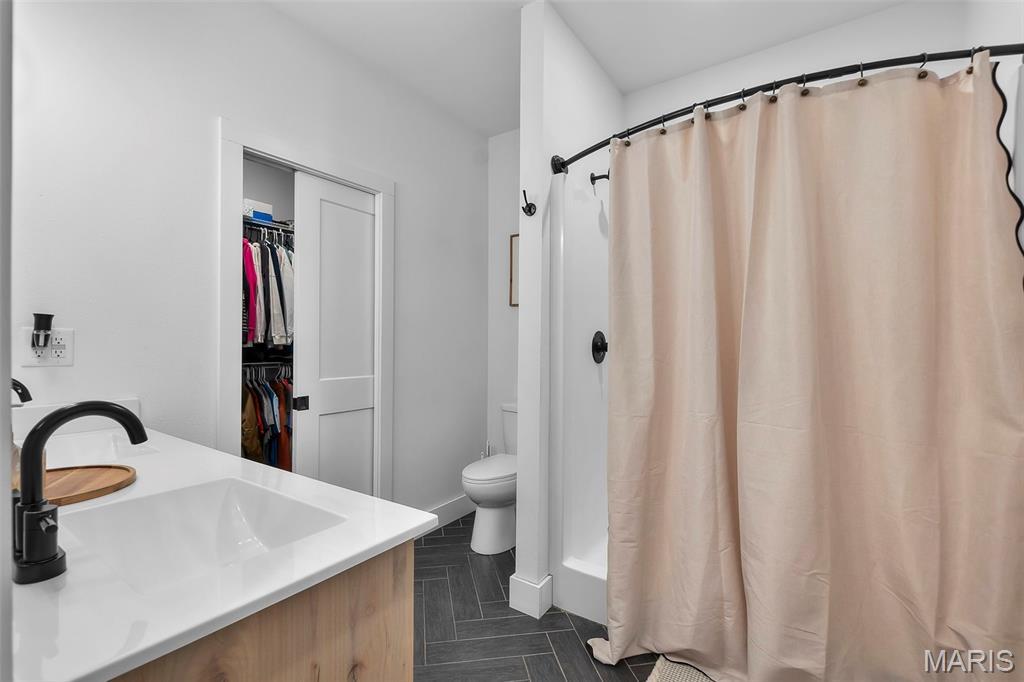 Cape Girardeau, Missouri, 63701, United States, 5 Bedrooms Bedrooms, ,3 BathroomsBathrooms,Residential,For Sale,2009658